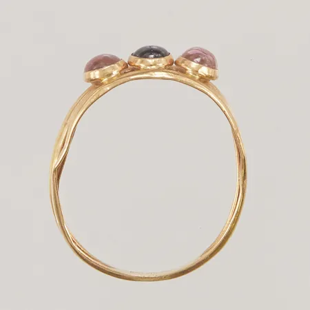 Ring med stenar, skadad 18K 1,4g.
