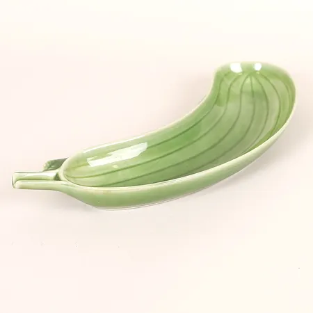 Fat, "Pumpa", Stig Lindberg, Gustavsberg, porslin, 1900-talets andra hälft, längd 31cm, smärre slitage. 