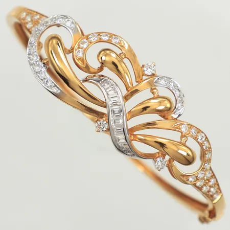 Armring vita stenar, innermått 18cm, bredd 1,8-20mm, 21K  Vikt: 15,6 g