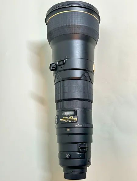 Objektiv Nikon FTZ 600mm, f 4, nanocrystalcoat swm ed if aspherical Ø77 snr 204181, motljusskydd Nikon HK 35-1 & 35-2, låda Nikon ct-607 Skickas med postpaket.