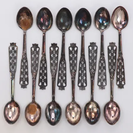 12 Kaffeskedar, längd 10,5cm, modell Princess, Cesons, oxiderade, 830/1000 silver Vikt: 104,8 g