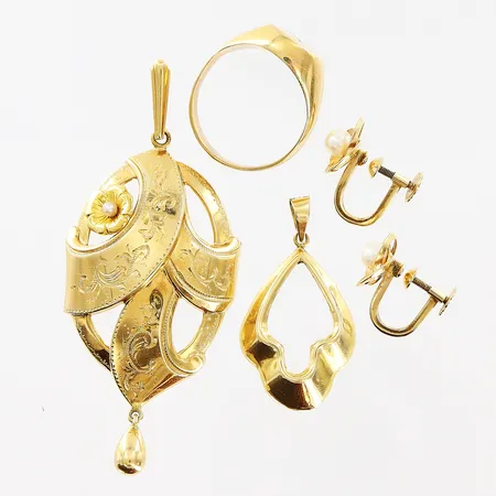 Diverse guld, defekter, gravyrer, 18K Vikt: 9,6 g