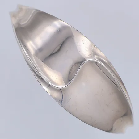 Armband, stelt, ej öppningsbart, 68 x 59mm, bredd 7-27mm, David Andersen, Norge, 925/1000 silver Vikt: 53,6 g