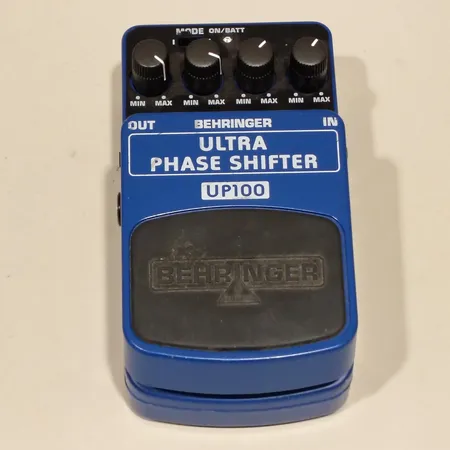 Effektpedal Behringer Ultra Phase Shifter UP100, nr 510406433, datumkod 0508, repor, märken.  Skickas med paket.
