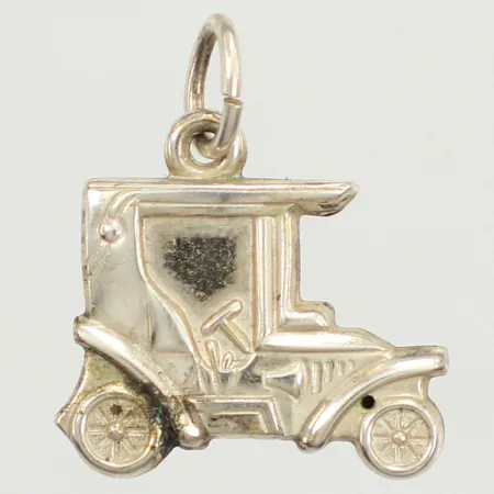 Hänge bil, längd 16,5mm inklusive ögla, bredd 15mm, 830/1000 silver  Vikt: 1,1 g