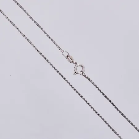 Kedja Venezia, längd ca 45cm, bredd ca 1mm, 925/1000, silver Vikt: 3,2 g