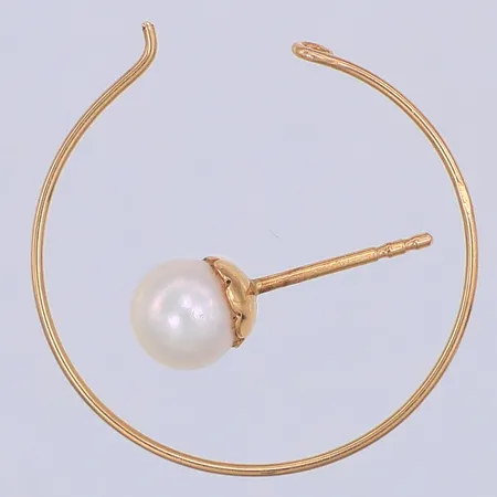 2 Örhängen, udda, 18K Vikt: 0,9 g