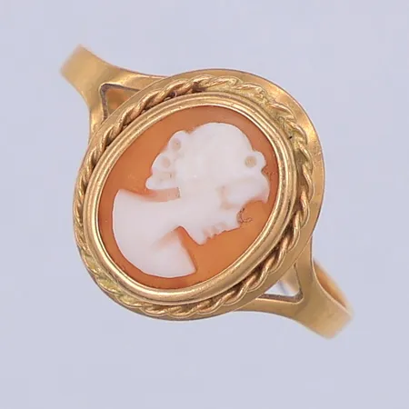 Ring, camé, stl 16, Sävsjö år 1994, 18K Vikt: 1,7 g