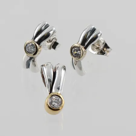 Hänge och parörhängen med sten, silver 835/1000 Vikt: 4,5 g