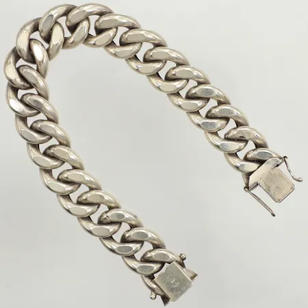 Armband Pansar, längd 19cm, bredd 14,4mm,835/1000 silver Vikt: 39,2 g