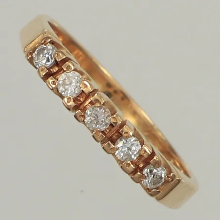 Ring, Cubic Zirconia, stl 18¾, bredd 2,9mm, 18K Vikt: 4,4 g