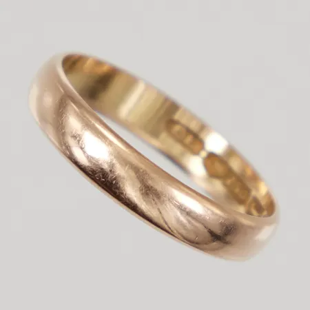 Ring, stl 18¾, bredd 4mm, gravyr, 18K Vikt: 3,2 g