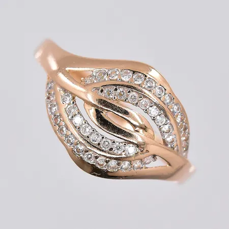 Ring med vita stenar, stl 18½, 14K Vikt: 2,2 g