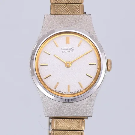 Damur Seiko, quartz, Ø18mm, stål, referensnr 0310, serienr 900049, flexband, någon repa på glas & baksida