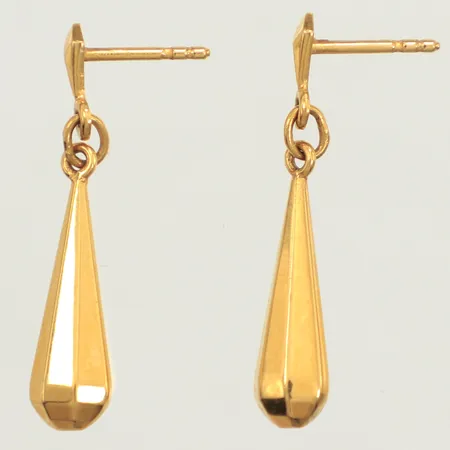 Ett par örhängen, längd 25mm, bredd 5,6mm, saknar snurrebussar, 18K  Vikt: 1,3 g