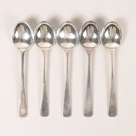 Fem kaffeskedar, längd ca 11,4cm, 830/1000 silver Vikt: 70,8 g