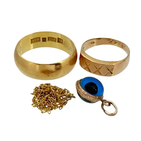 Diverse smycken, 8K guld - vikt 0,8g, 14K guld - bruttovikt 1,1g, 18K guld - vikt 1,5g, 20K guld - vikt 7,0g, defekter, slitage, gravyrer