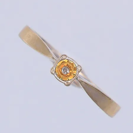 Ring, diamant ca 0,008ct, stl 15½, vitguld, Gia, 18K Vikt: 1,5 g
