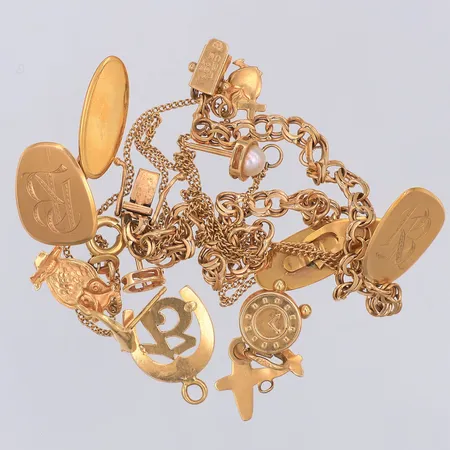 Diverse defekt guld, 18K Vikt: 17,6 g