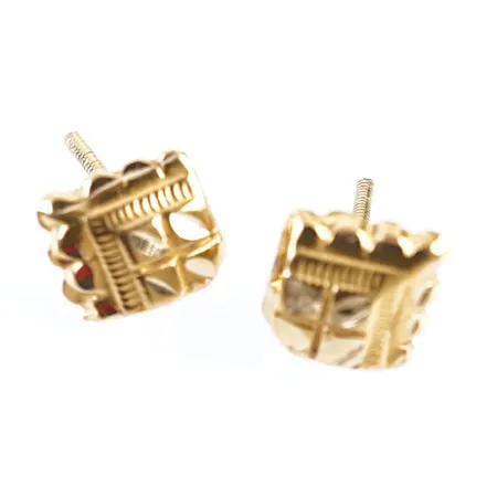 Örhängen, 8mm x 8mm, 21k, stoppare saknas Vikt: 0,7 g