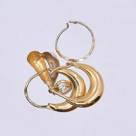 Diverse guld, 18K. Vikt: 1,4 g