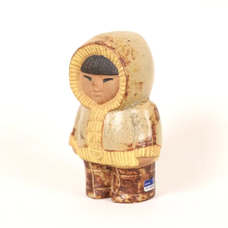 Figurin, "Nord",  ur serien Världens Barn, Lisa Larson, Gustavsberg, stengods, höjd 11,5cm, etikettmärkt.