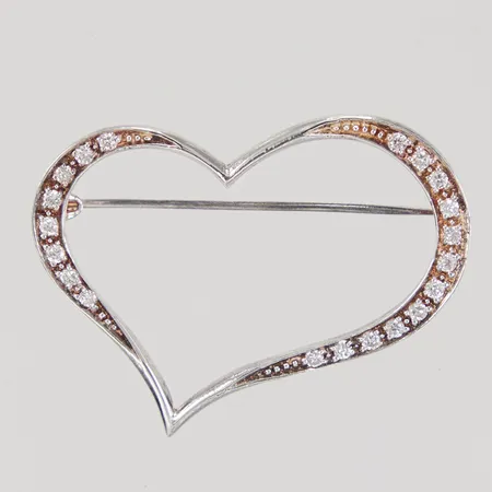 Brosch hjärta med vita stenar, mått ca 35x47mm, GHA Silver 925/1000 Vikt: 6,4 g