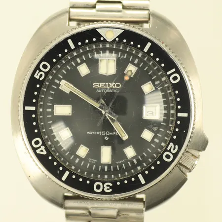 Herrur, Seiko, Japan 6105-8009, automat, boett Ø 44mm, serienummer: 672206, stållänk ej original, bruksslitage, repigt glas 