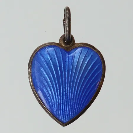Hänge hjärta med emalj, 21x14mm ink ögla, silver 925/1000.  Vikt: 1,8 g