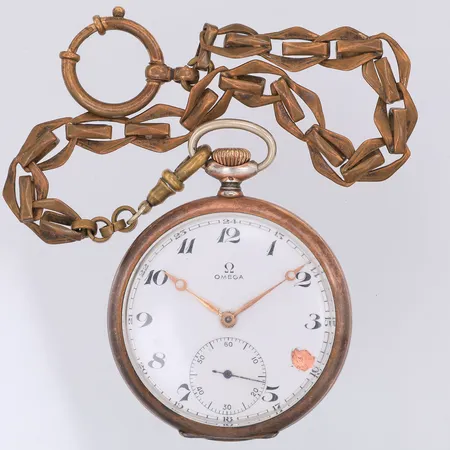 Fickur Omega, Ø49mm, liten sekundvisare, skada på urtaval, silver 800/1000. Klockkedja, 15cm, metall Vikt: 68,2 g