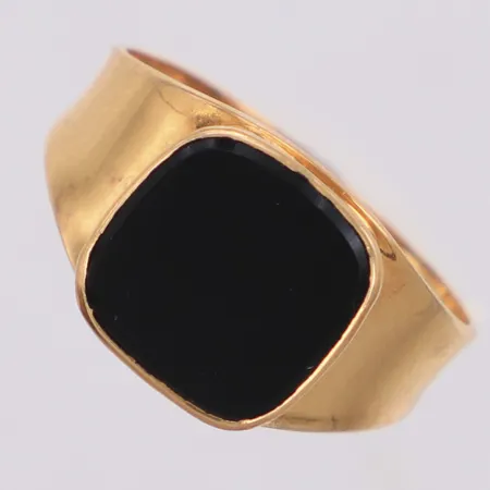 Klackring med svart sten, stl 20, bredd 3,0-12,3mm, Ceson, Göteborg, år 1957, smärre repor, 18K Vikt: 3,8 g