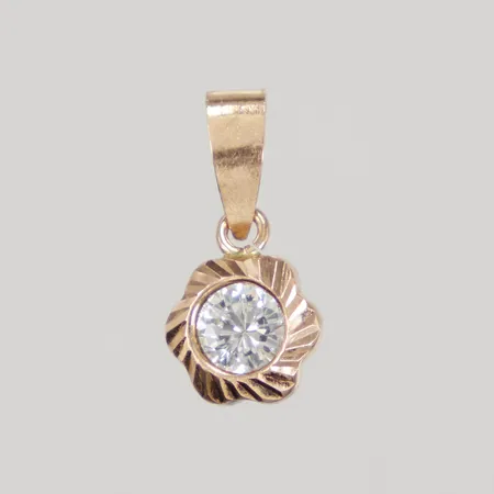 Hänge med vit sten, ca 7x14mm, GFAB 18K Vikt: 0,3 g