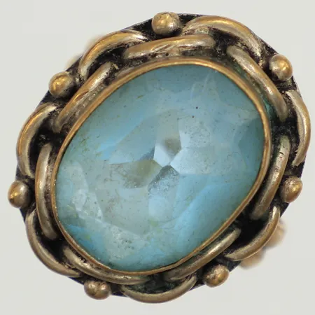 Ring, blå sten, stl 16½, reglerbar storlek, bredd 22mm, felstämplad, metall Vikt: 7,1 g