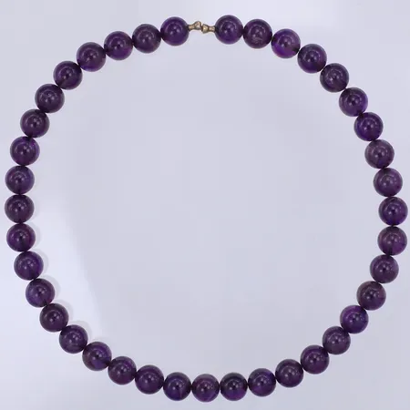 Collier med runda ametister Ø10mm, 40cm, silverdobbar, passar till Ole Lynggaardlås Vikt: 0 g