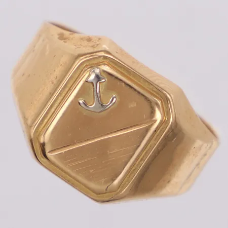 Klackring, stl 20¾, bredd 3,7-14,1mm, smärre ojämnheter på skena, 18K Vikt: 6,1 g