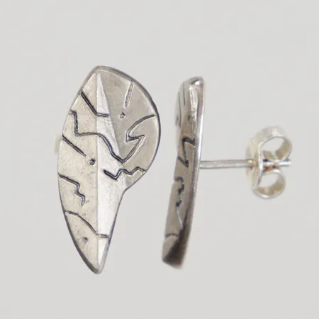 Ett par örhängen, längd 21mm, bredd ca 2,7 - 10,3mm, stift, SPORR år 1989, Silver 925/1000  Vikt: 5,2 g