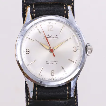 Armbandsur, Ø33mm, Atlantic, 17 Jewels, Kvalitetsur, repor/slitage på boett, slitet läderband