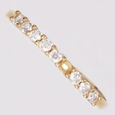 Ring, vita stenar, stl ca 19½, sten saknas, bucklig, 14K  Vikt: 1,2 g