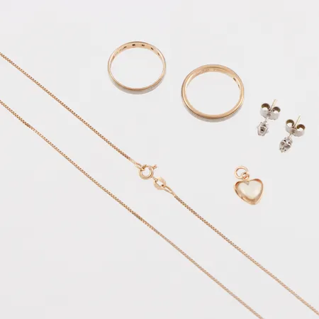 Diverse smycken med slitage och defekter, några med stenar, 18k Vikt: 10,7 g