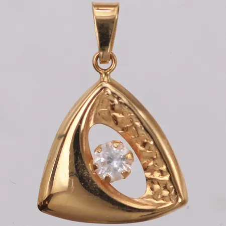 Hänge med vit sten, längd 22,8mm, bredd 15,5mm, Guldfynd, 18K  Vikt: 0,7 g