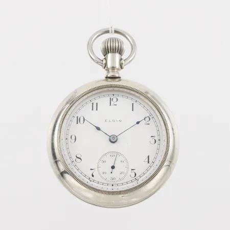 Fickrova Elgin, fungerar ej, diameter ca 6 cm, vitmetall.