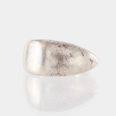 Ring Georg Jensen, nummer 500, storlek 19 mm, bredd 4.3-12 mm, silver. Vikt: 16,6 g