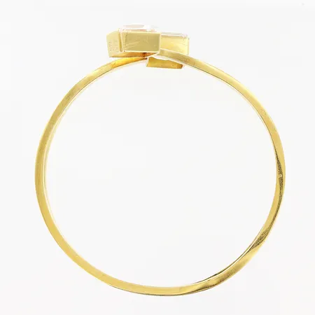 Armband stelt, bergskristall, signaturstämpel Stigbert, innermått ca 58x60mm, nagg på stenarna, 18K Vikt: 11,9 g