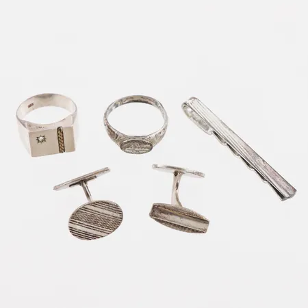 Diverse silversmycken. Vikt: 21,3 g