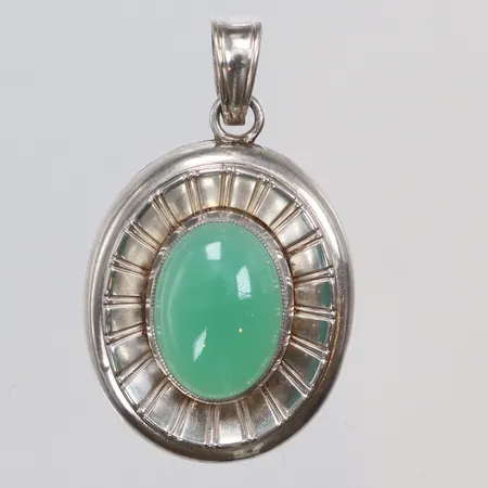 Hänge med grön sten, 35x21mm, silver, 830/1000, bruttovikt 3,4g Vikt: 3,4 g