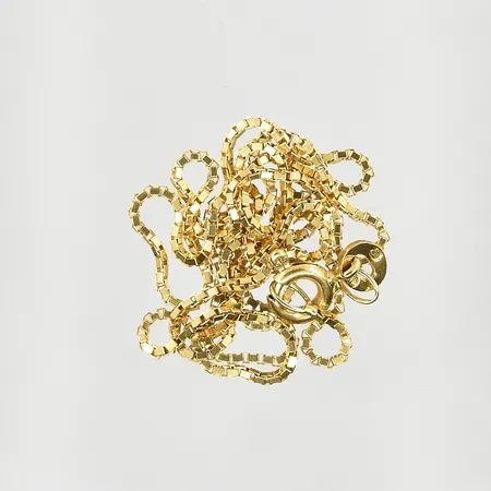 Diverse defekt guld, 18K. Vikt: 2,8 g