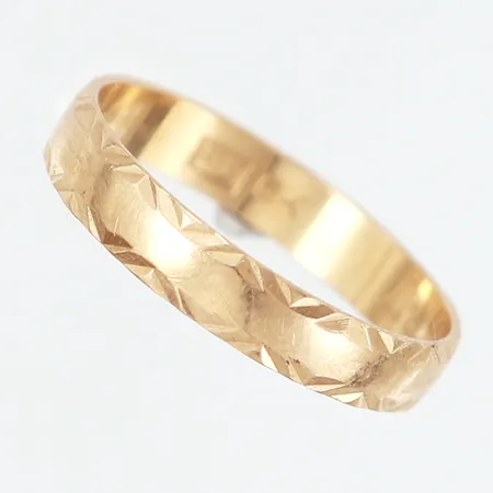 Ring mönstrad, stl 20, bredd: 4mm, gravyr, 18K Vikt: 3 g