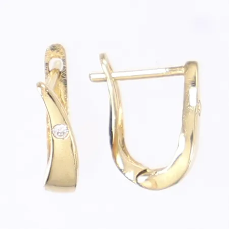 Ett par örhängen med vita stenar, 10x12mm, 14K Vikt: 2,2 g