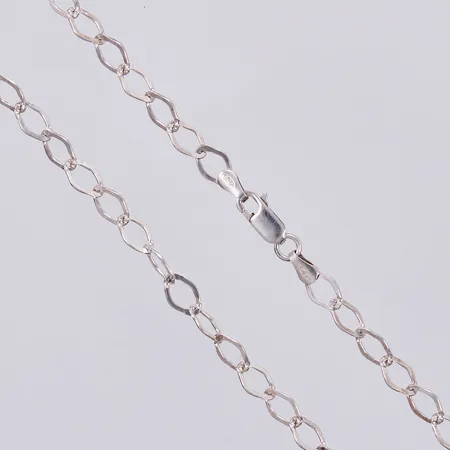 Kedja längd ca 70cm, bredd ca 5mm, 925/1000 silver Vikt: 9,3 g
