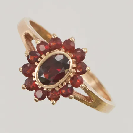 Ring, granater, Ø19½, bredd: 2,3-12,5mm, förgyllt silver, 925/1000, 2,8g.